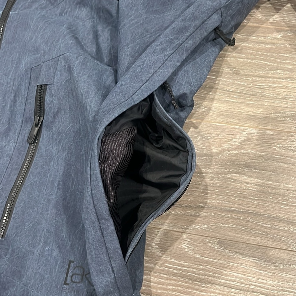 Burton AK 2L Cyclic Goretex Jacket - Picture 4 of 8